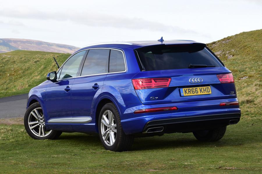  Audi Q7 TDI Quattro S-Line (4M) 2015 года  (UK) (фото 9 из 40)